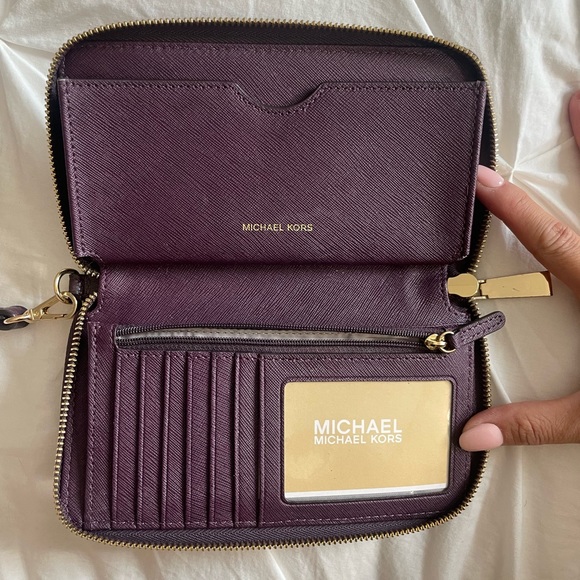 Brand NWT Michael Kors Wallet - Picture 2 of 8